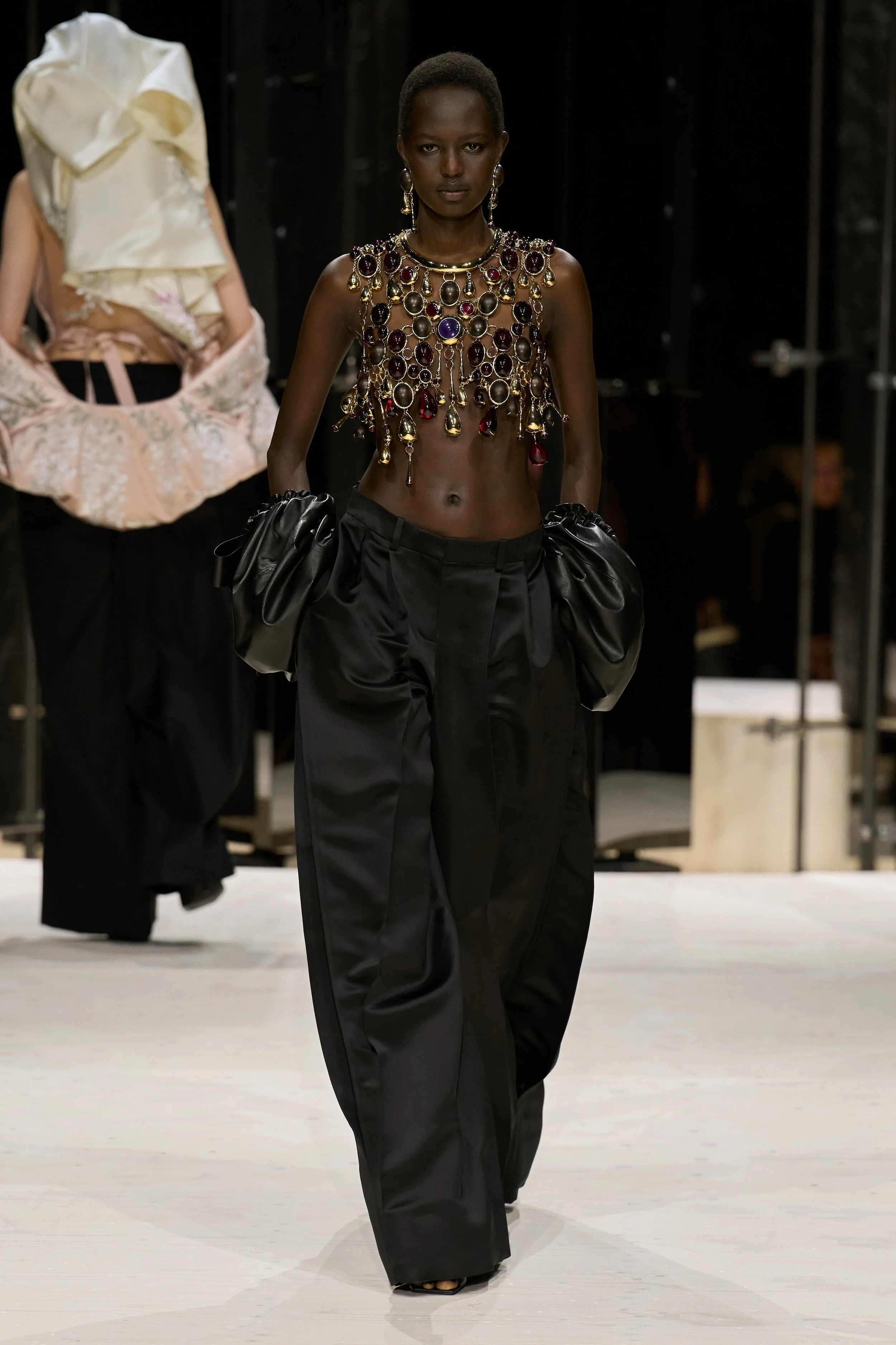GIVENCHY FW26 - SHOW REPORT - BTB DIGITAL —